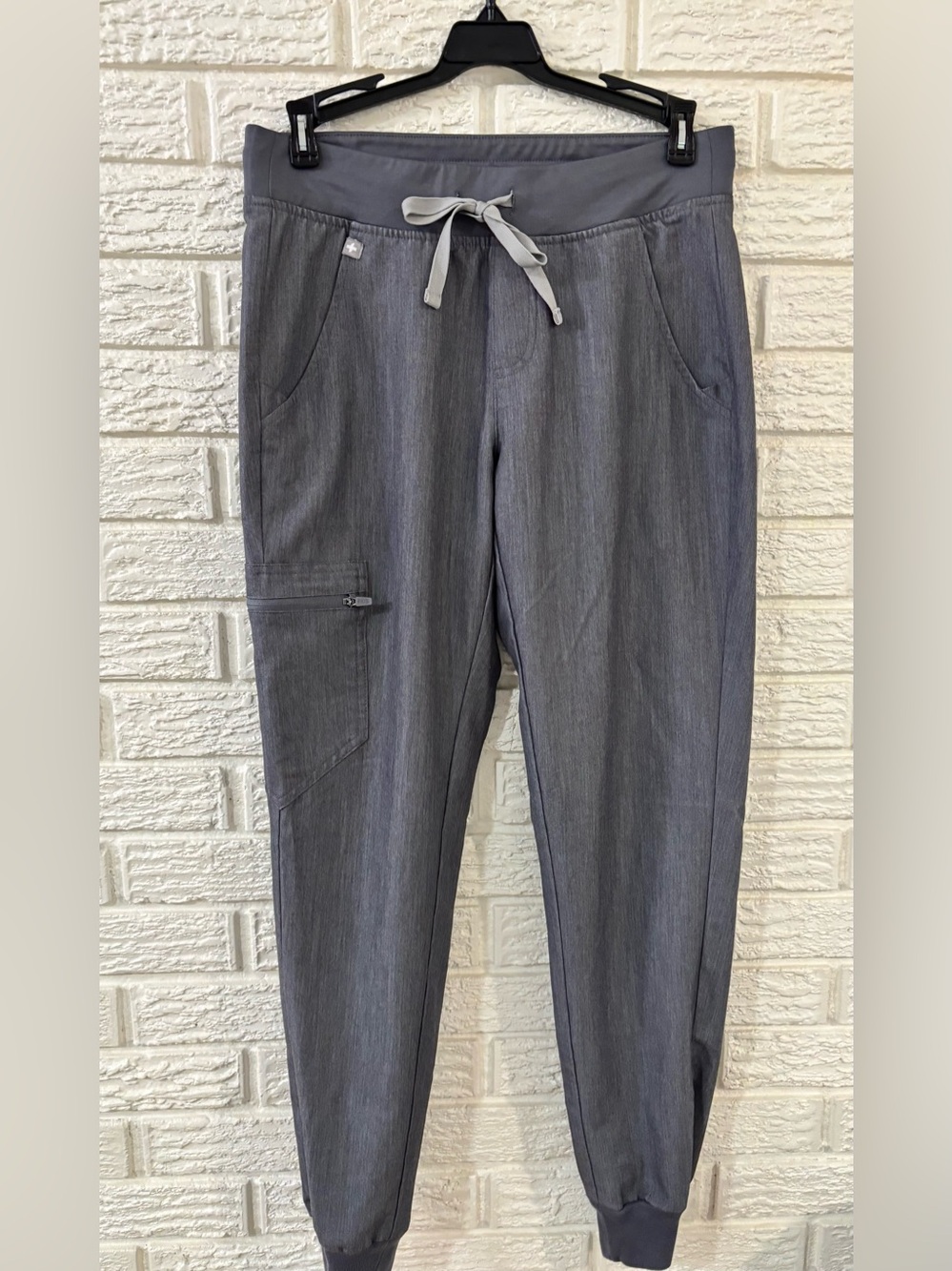 FIGS Technical Collection Women's Gray Scrub Jogger Pants Drawstring XS